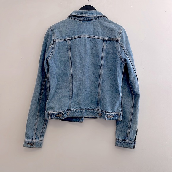 Levi’s Women’s Original Trucker Jacket - Picture 5 of 10
